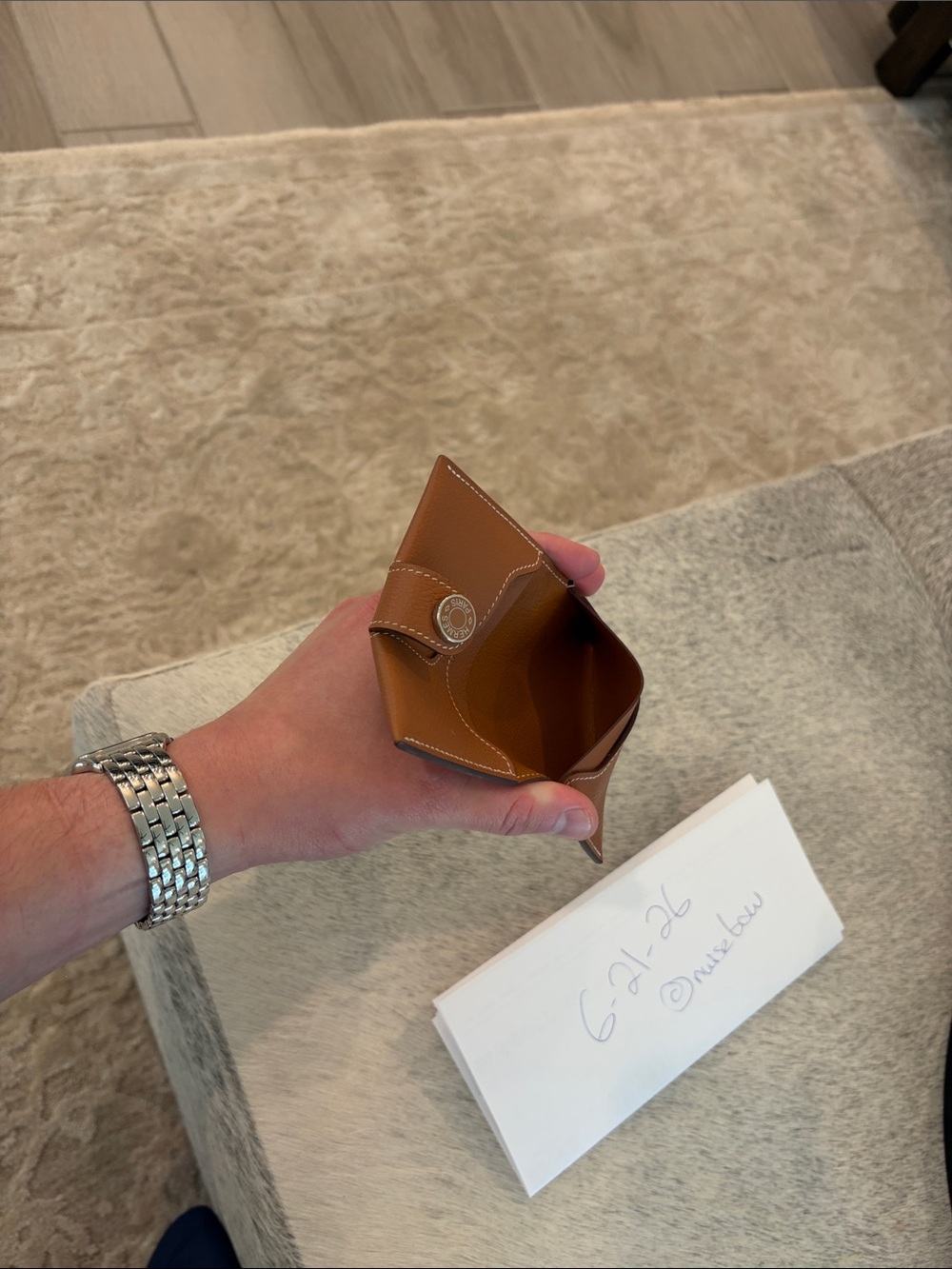 HERMES R.M.S. Card Wallet in Evergrain calfskin (gold/gold) - Picture 7 of 11